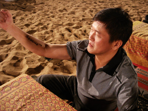 Mr. Seak, the owner of Baagus Curtain do his Own Branding in desert