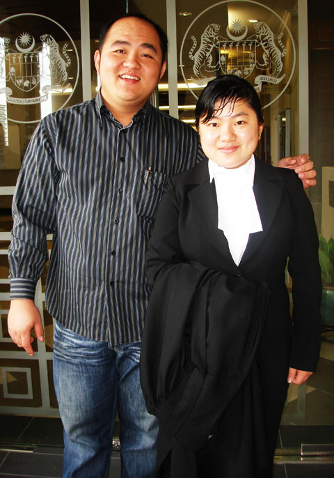 Guan & Cecilia in the court