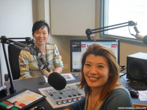 Emilia Tan & Freda, LIVE INTERVIEW