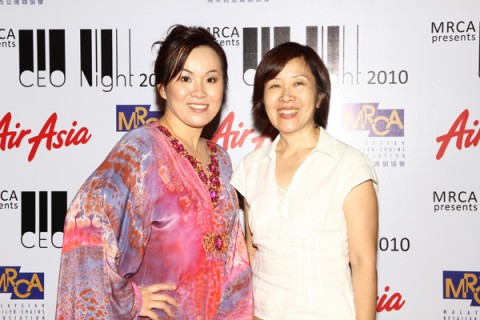 emilia with the lady boss, Director of Ngau Kee